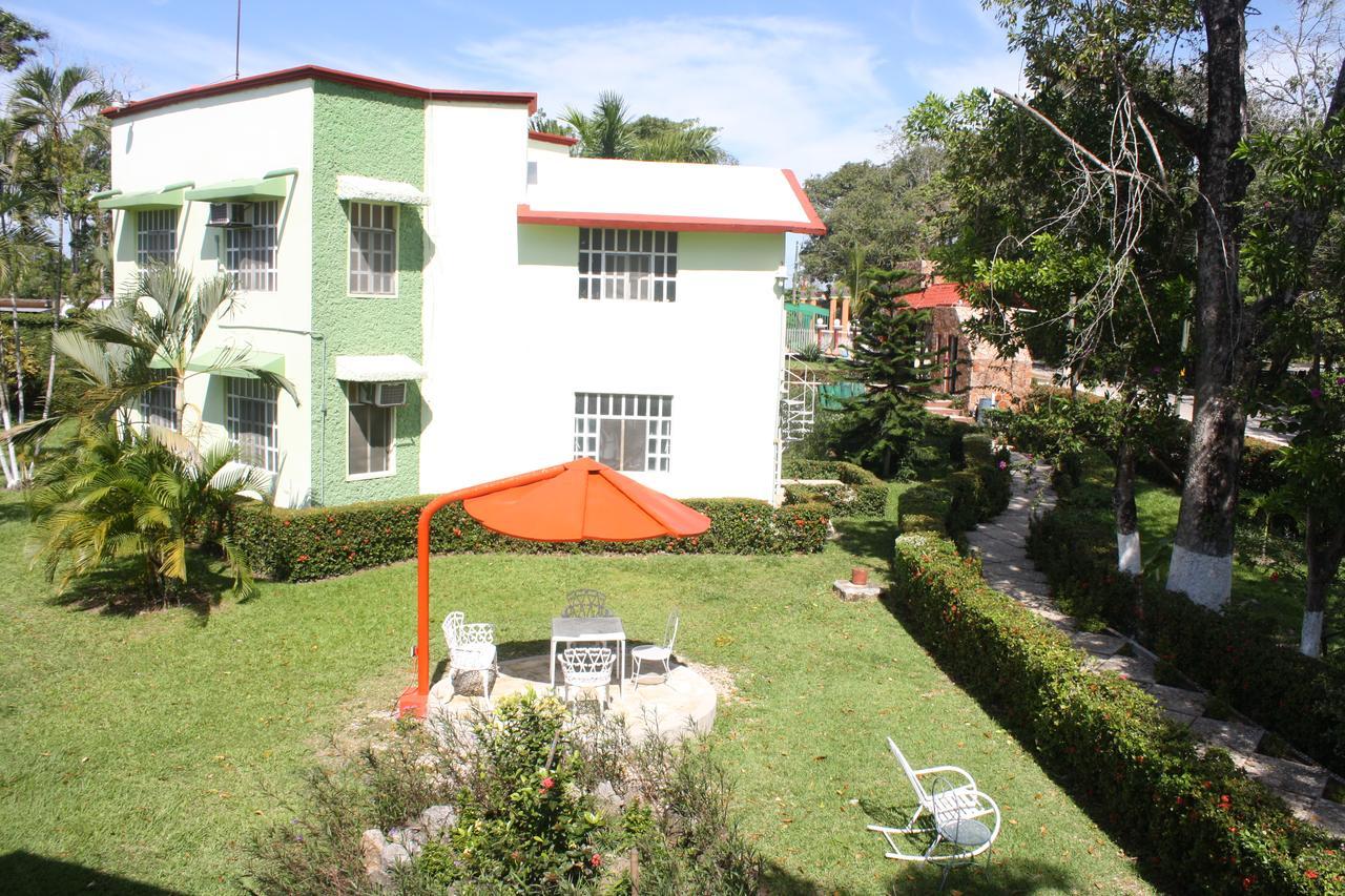 Villas Paraiso Palenque Exterior photo